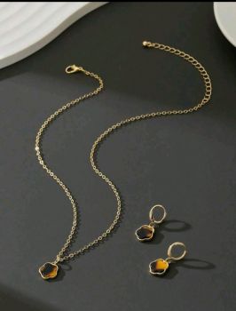 Lucky Clover Necklace Set